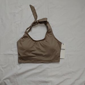New. Yozy Tan Seamless Sports Bra with Halter Neckline Size S